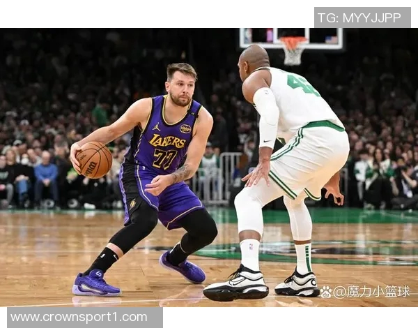 东契奇独特球星卡以470万美元成交创下历史第八高价记录