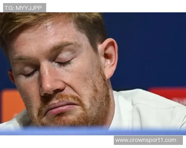 瓜帅赛后与摄影师发生争执对拍摄内容表示不满引发关注 瓜帅赛后与摄影师发生争执对拍摄内容表示不满引发关注