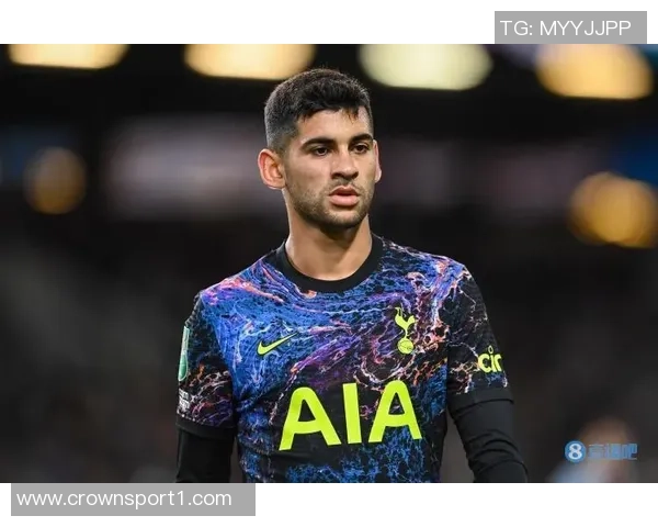 罗梅罗谈热刺现状:球队状态起伏不定面临艰难挑战 罗梅罗谈热刺现状:球队状态起伏不定面临艰难挑战