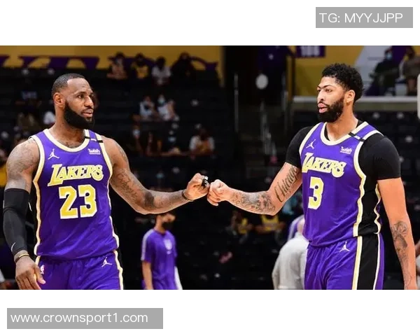 尼克斯战胜湖人快船击败太阳掘金力克雷霆精彩赛事回顾与分析 尼克斯战胜湖人快船击败太阳掘金力克雷霆精彩赛事回顾与分析