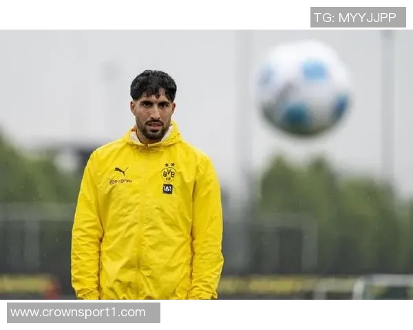 埃姆雷詹因内收肌伤停五个月后重返多特比赛名单引发关注