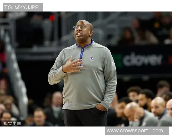 布朗怒批裁判判罚不公罚球差距悬殊引发不满情绪 布朗怒批裁判判罚不公罚球差距悬殊引发不满情绪